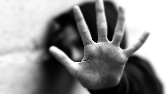 <div class="paragraphs"><p>The 27-year-old woman, a bridal makeup artist, was in her rented house in Gangondanahalli, off Tumakuru Road, when six men barged in around 10 pm.</p></div>